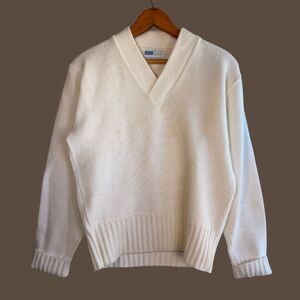 Vintage 60’s AMF Tennessee American V-Neck Sweater